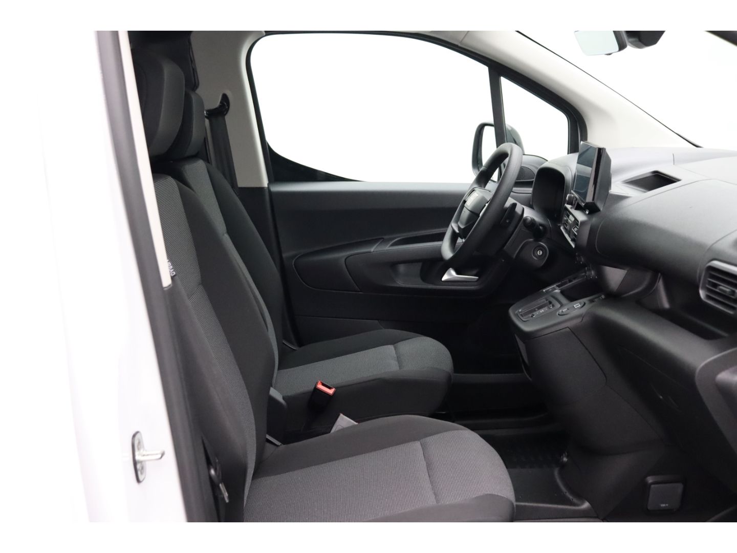 Fahrzeugabbildung Fiat Doblo E- Kastenwagen XL 100 kW digit.Rückspiegel