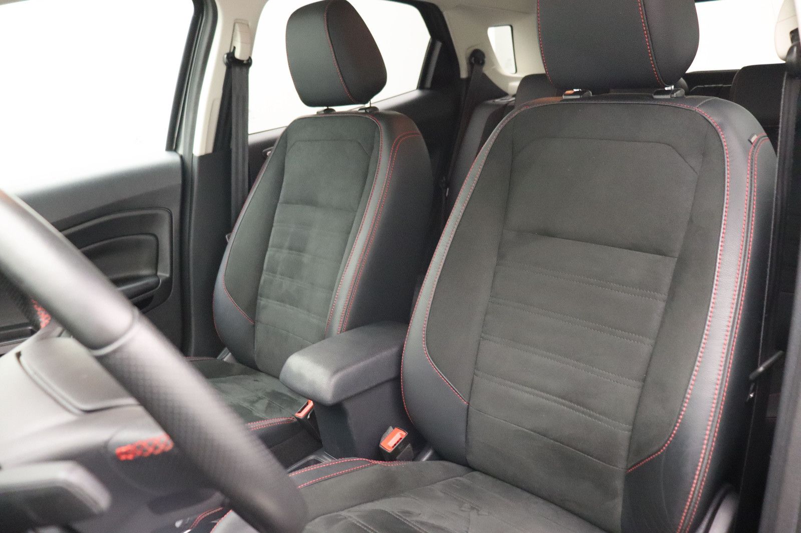 Fahrzeugabbildung Ford EcoSport 1.0 ST-Line