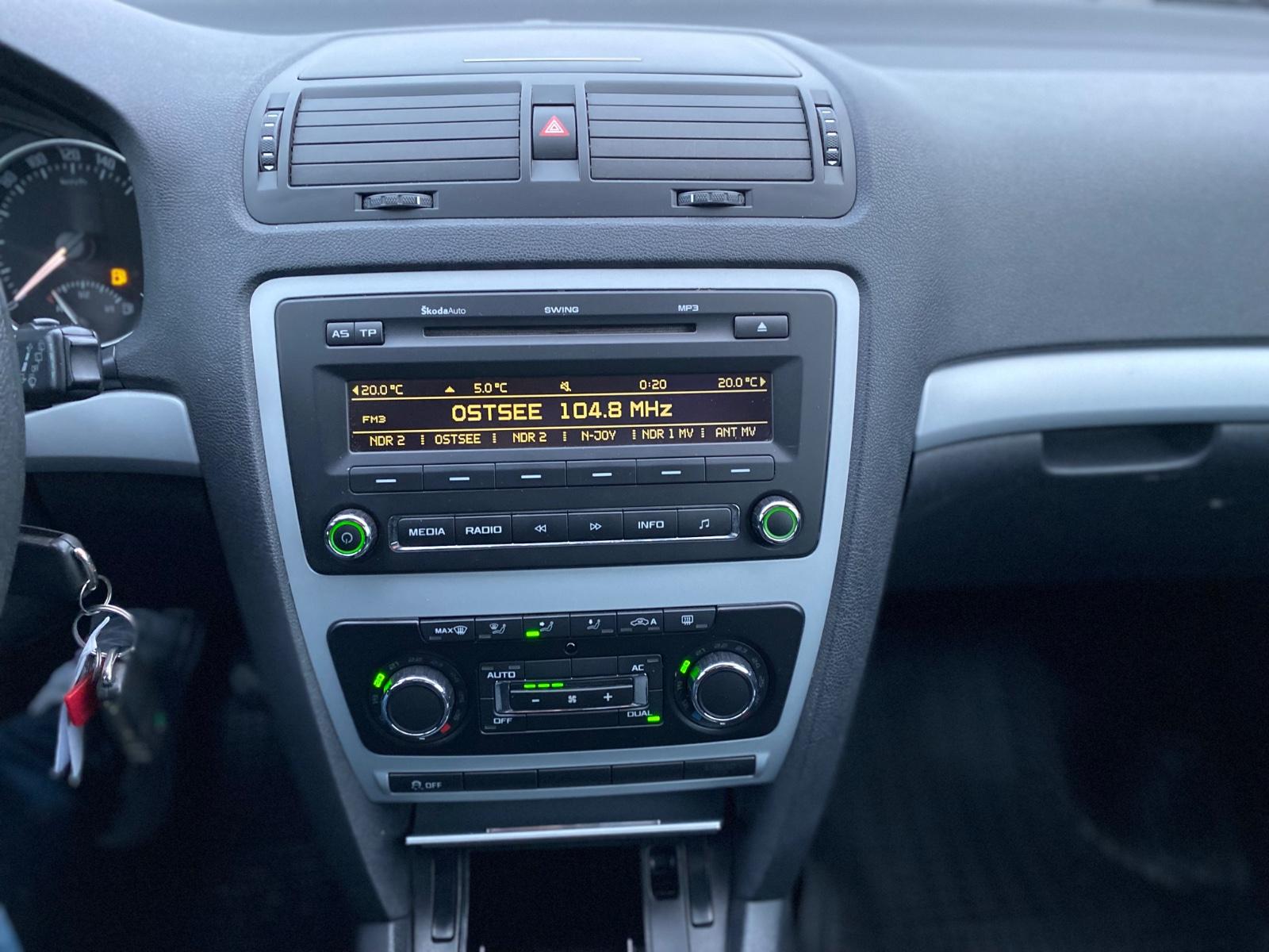 Skoda Octavia 2010 — photo 15