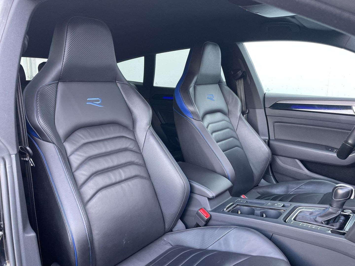 Arteon R SB 2.0 TSI 4Motion AHK/HUD/Kamera/DCC