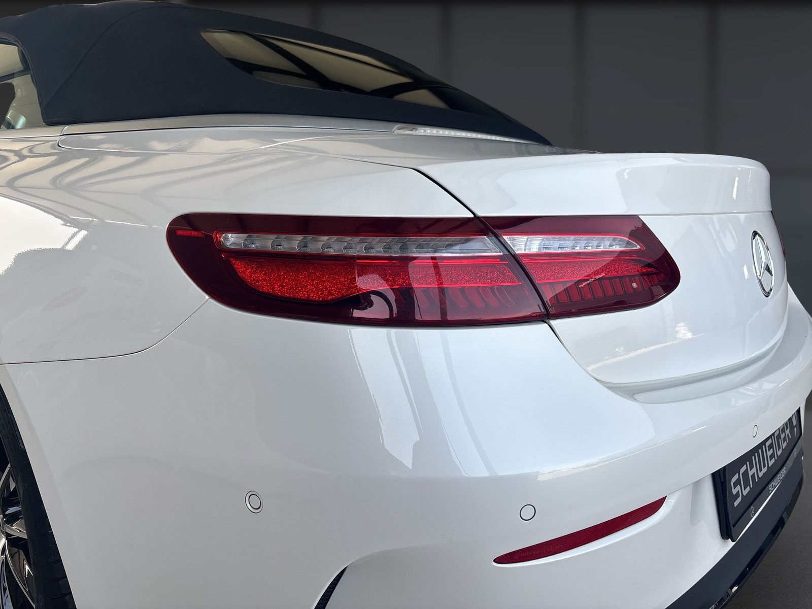 Mercedes-Benz E 200 Cabrio 4Matic Leder Standheizung Nightpak. foto 6