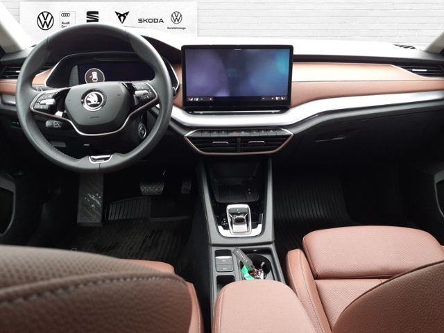 Fahrzeugabbildung SKODA Octavia Combi Selection 1.5 TSI DSG LED NAVI ALU