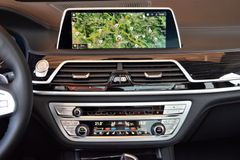Fahrzeugabbildung BMW 740Ld Lang xDrive Panora Laser 3xTv ACC Massage