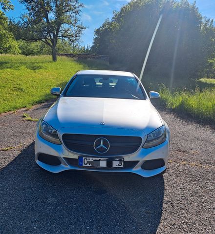 MERCEDES-BENZ C 180 d -