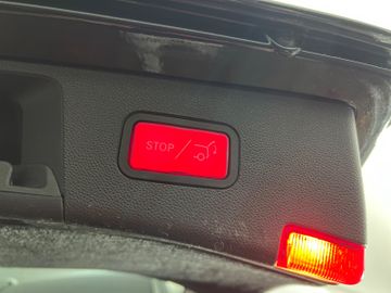Mercedes E 200 - 12