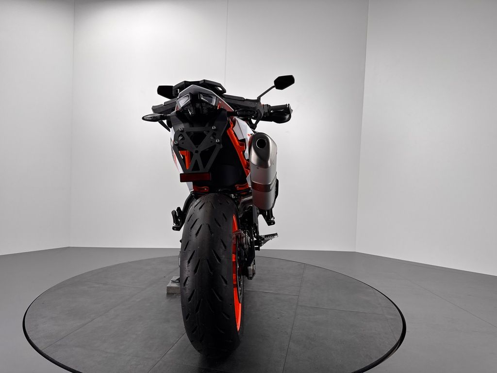 Fahrzeugabbildung KTM 890 SMT *NEUFAHRZEUG EURO 5+ *