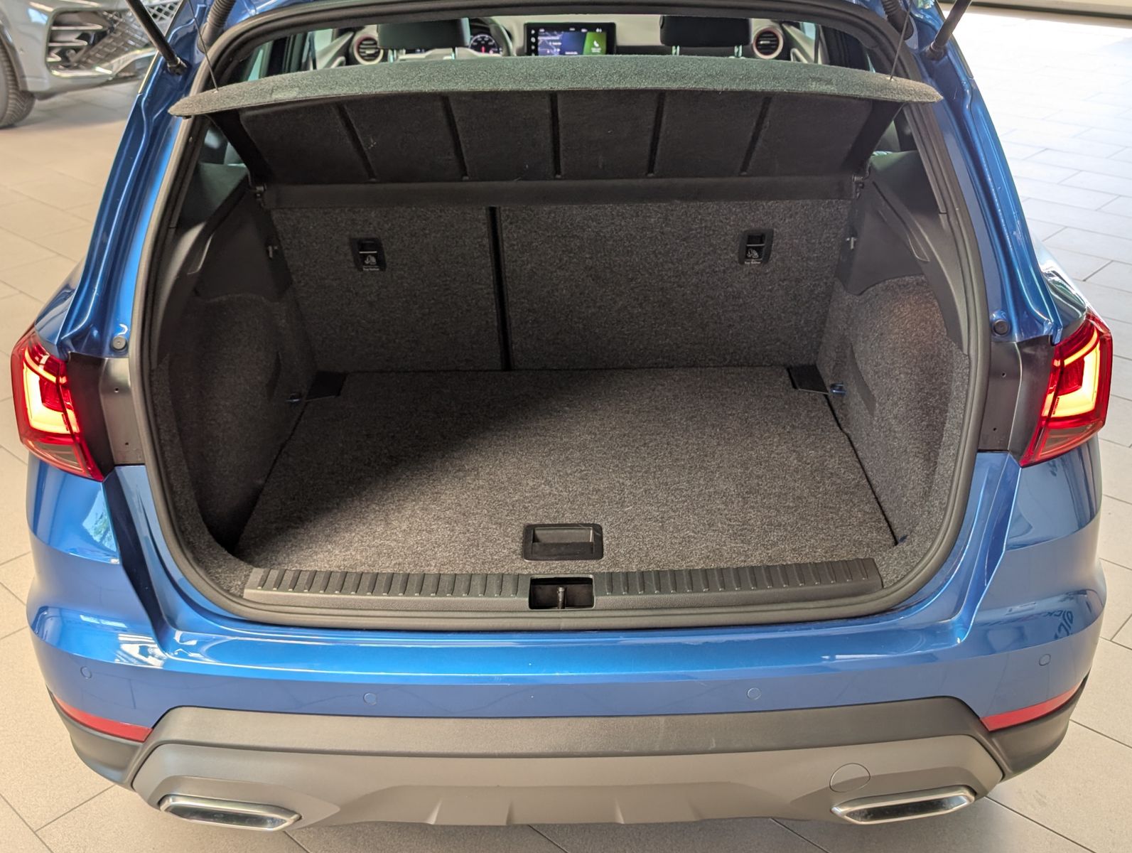 Fahrzeugabbildung SEAT Arona 1.0 TSI FR DSG LED Dinamica ACC AHK Kamera