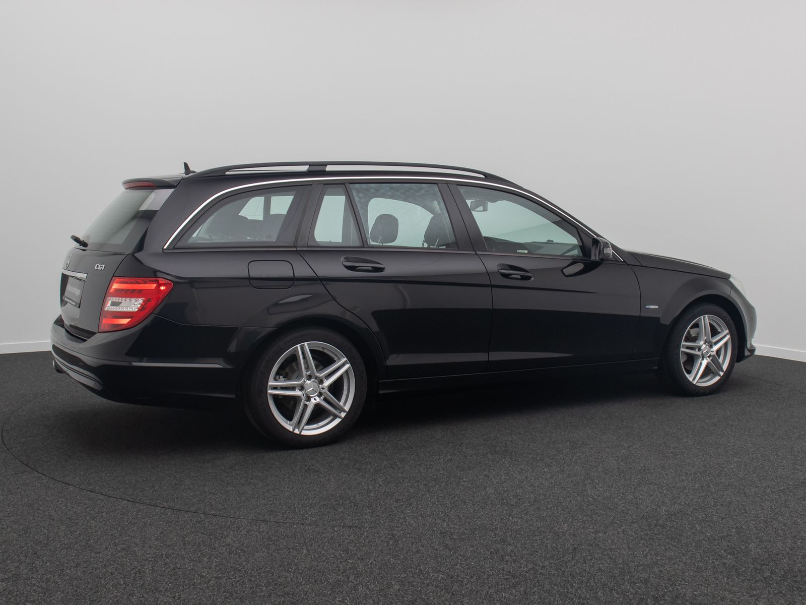 Fahrzeugabbildung Mercedes-Benz C 180 BlueEfficiency AHK Navi HiFi PDC KlimaAut