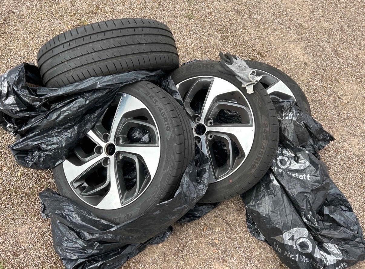 Hyundai Tucson 1.6 T-GDI Premium Automatik 4WD 2.Hand