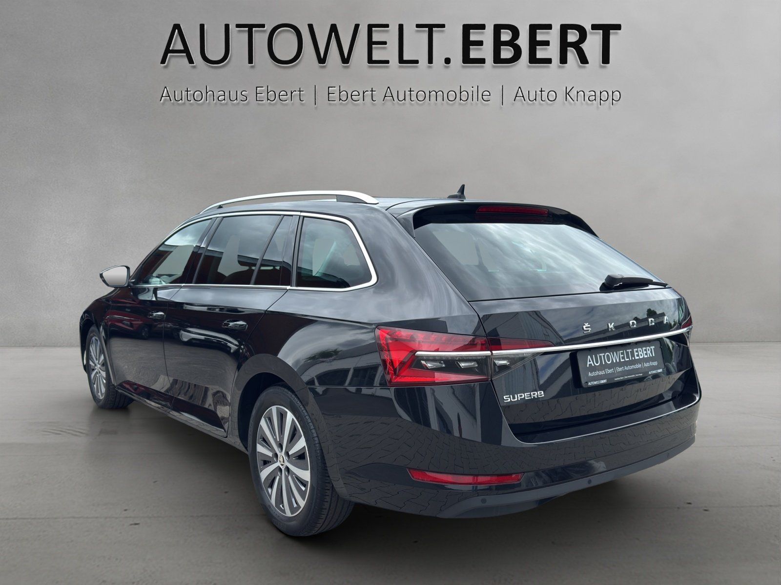 Fahrzeugabbildung SKODA Superb Combi 2.0 TDI DSG/ACC/CAM/ST-HZG/MATRIX/