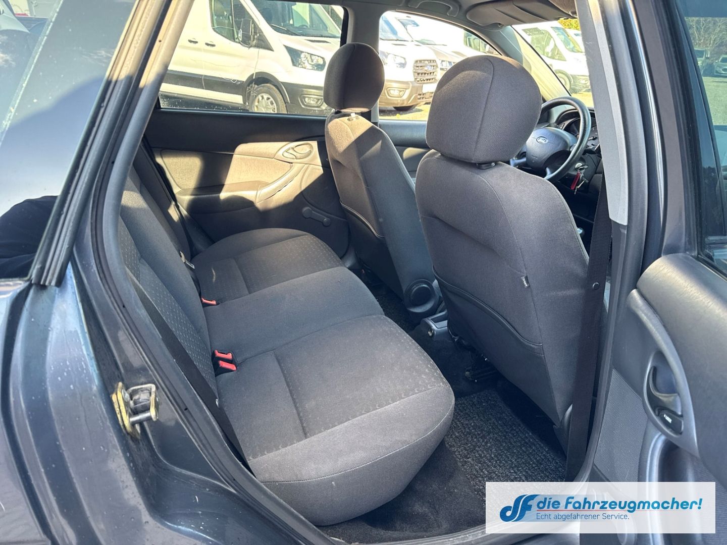 Fahrzeugabbildung Ford Focus TurnierVivaX GA Klima Beheizb. Frontsch. *