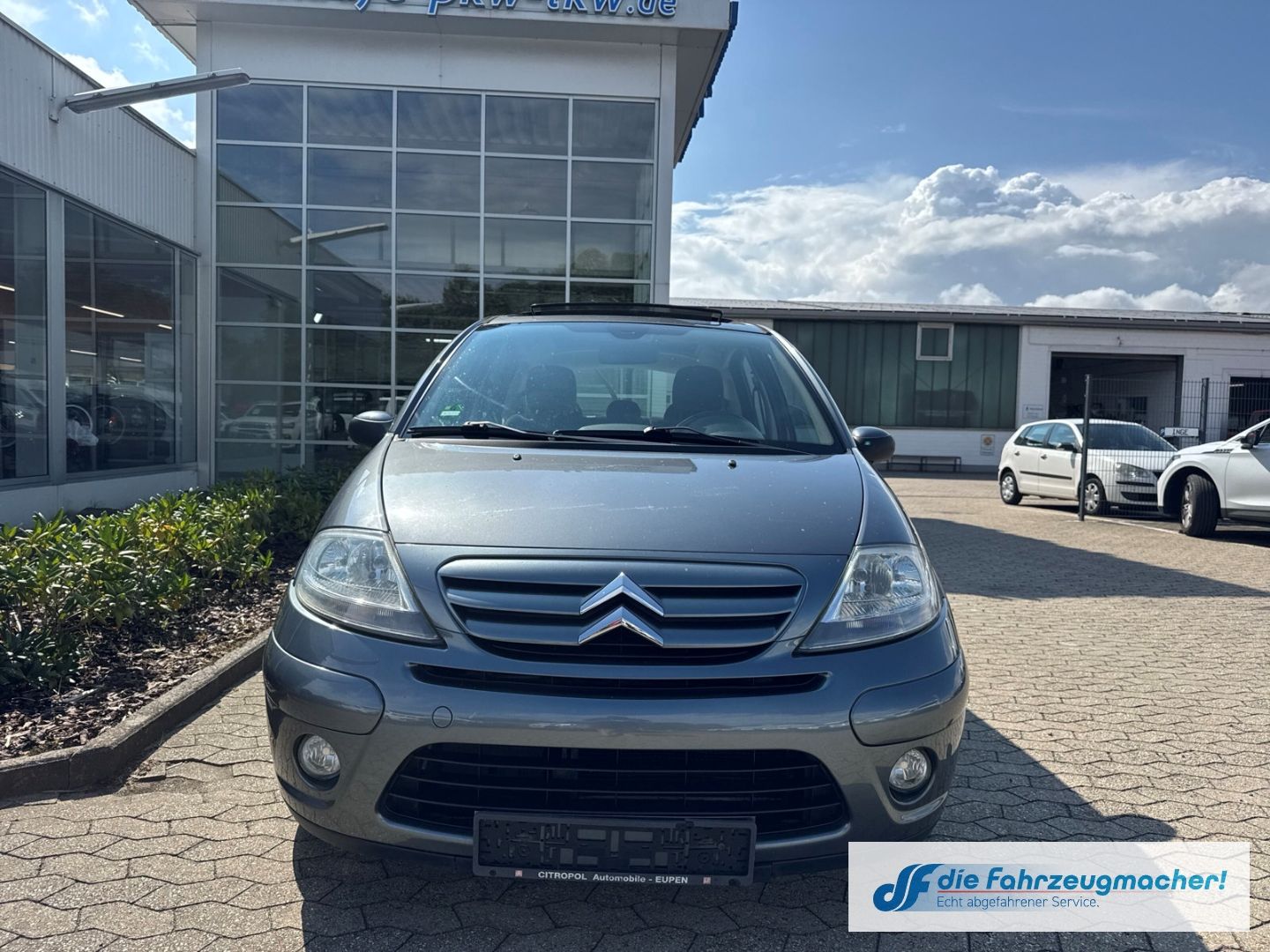 Fahrzeugabbildung Citroën C3 1.4 Exclusive El. Panodach Klimaautom *EXPORT