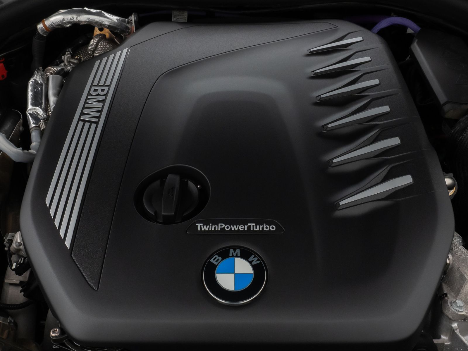 Fahrzeugabbildung BMW 530d xD Kamera Laser HUD DAB 4xKlima AHK Sport
