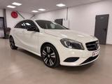 Mercedes-Benz A 220 4Matic Urban*STHZ*SHZ*PDC*TEMP* - Autos mit Automatikschaltung