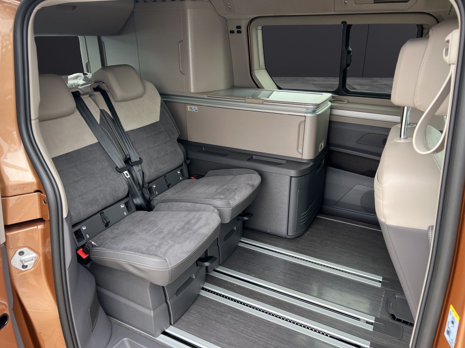 Fahrzeugabbildung Volkswagen T7 California Ocean TDI 7-DSG NAVI STANDH. DCC R