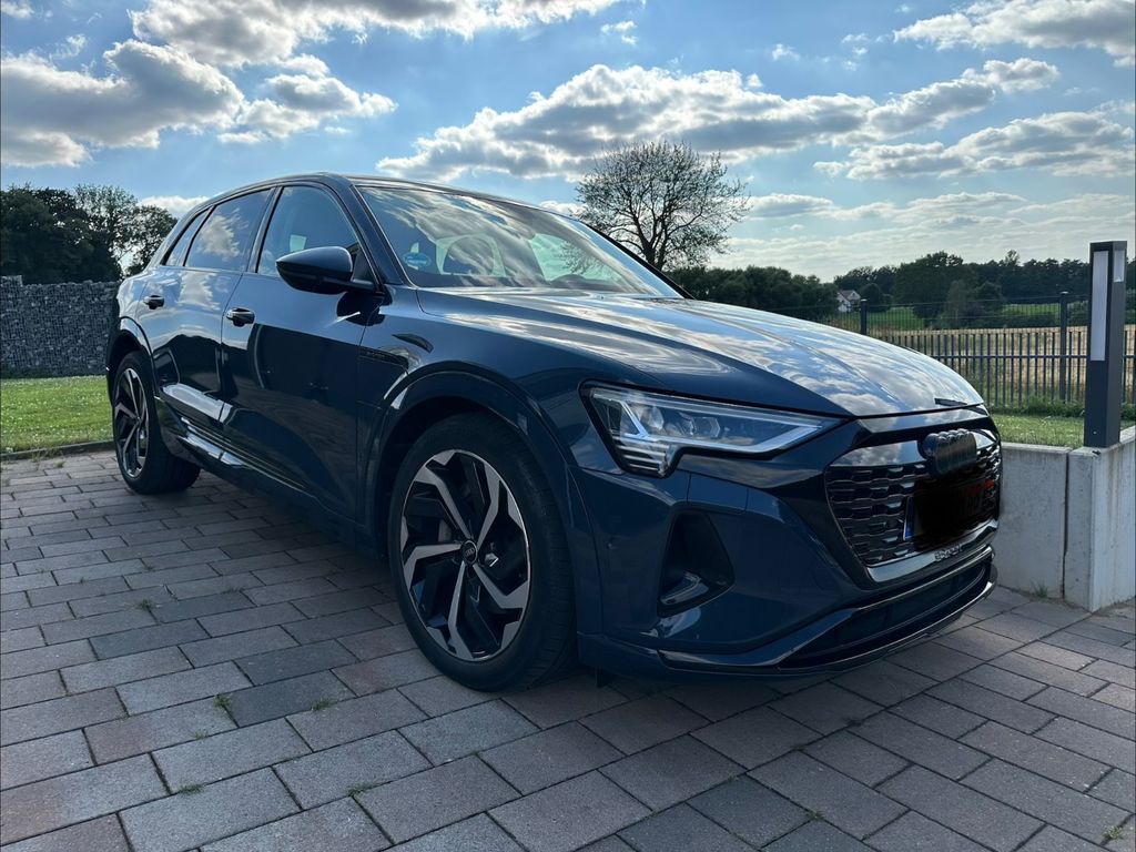 2023 Audi Q8 e-tron