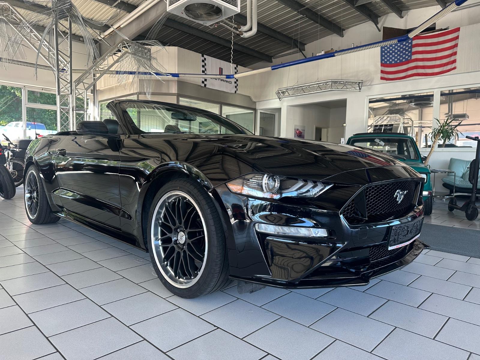 Ford Mustang Cabrio 2,3 Eco Boost LED Tacho Navi Lede