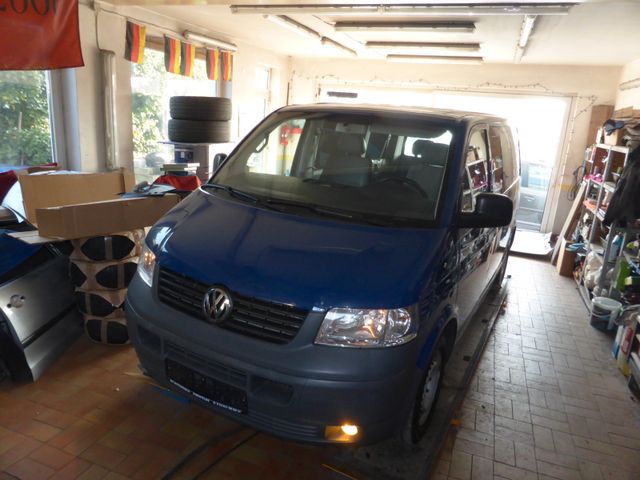 Volkswagen T5 Transporter 2.5L TDI Automatic,Klima,Stdhzg!