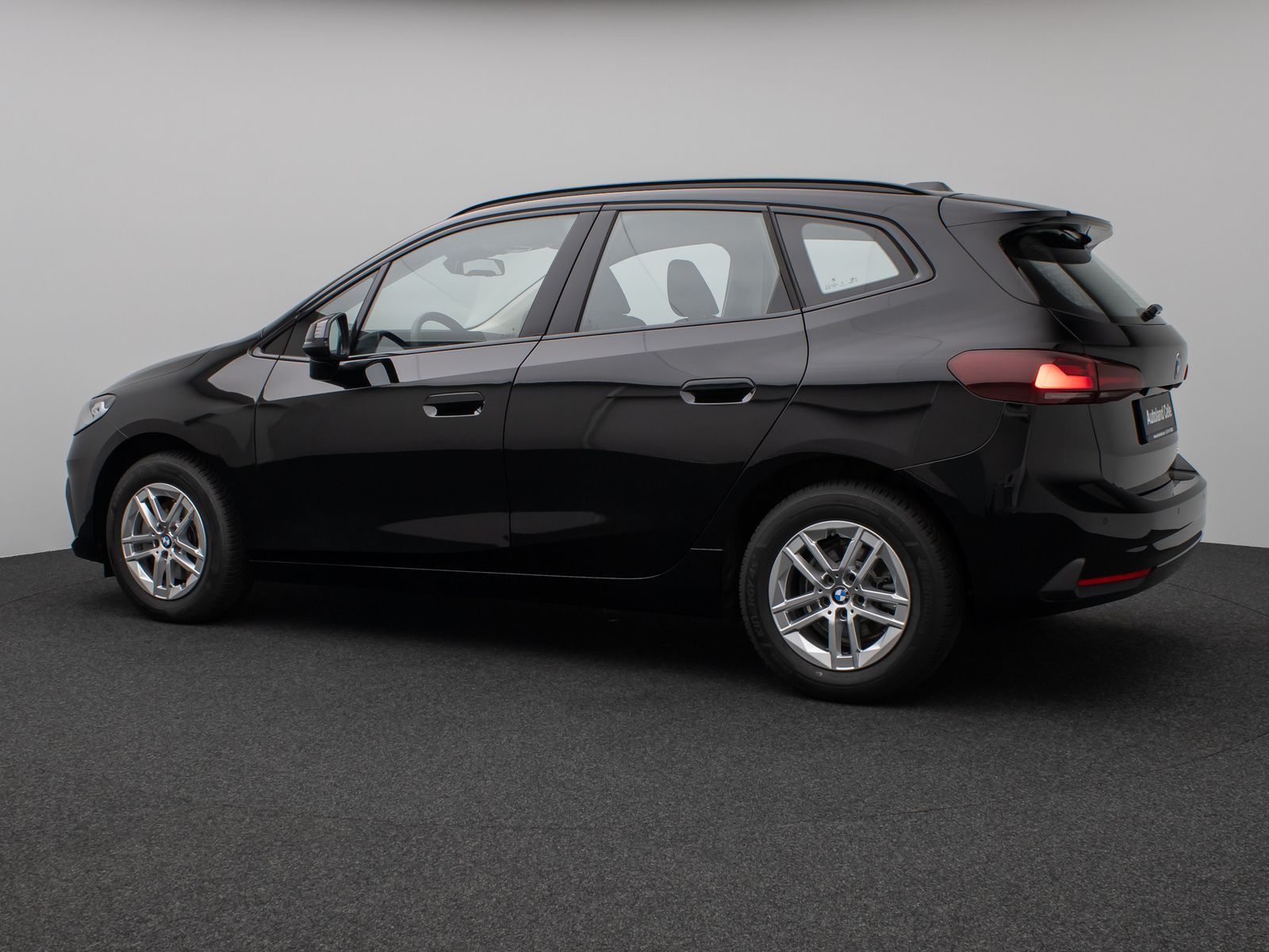 Fahrzeugabbildung BMW 216i Active Tourer Kamera DAB Widsreen Alarm LED