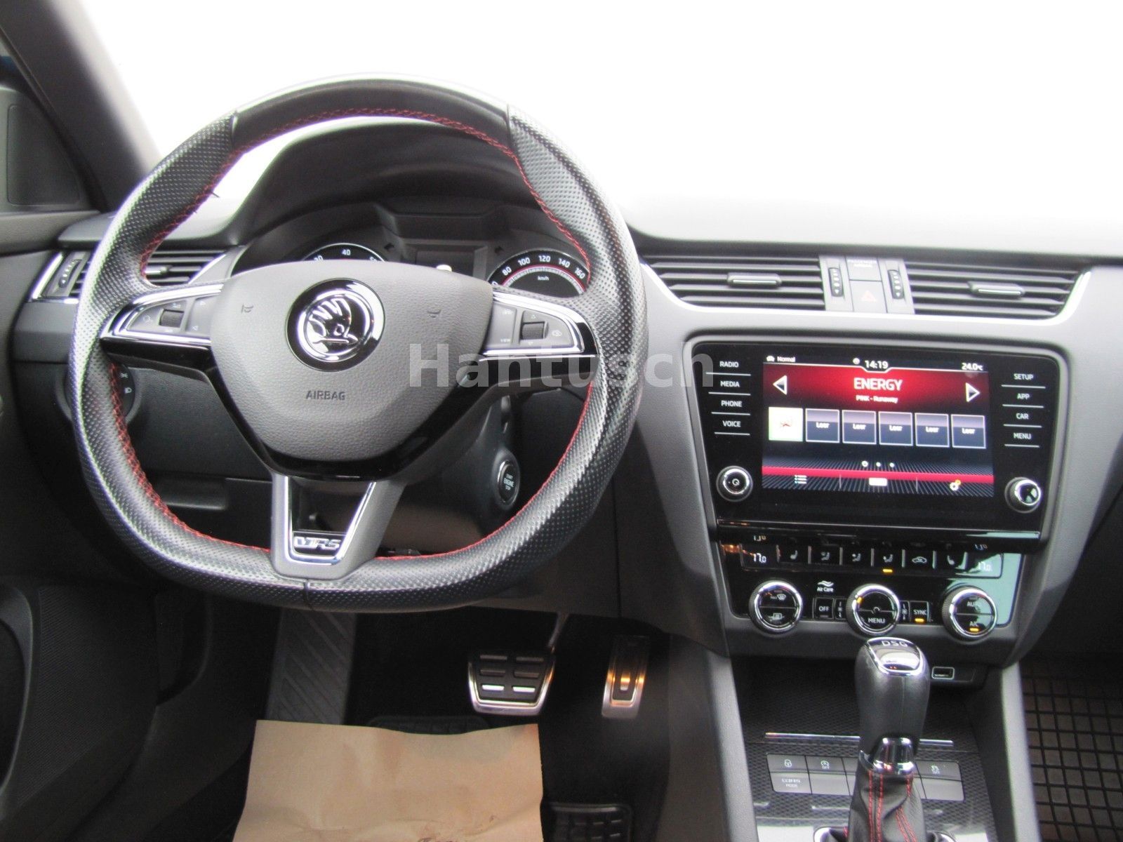 Fahrzeugabbildung SKODA Octavia Lim. RS 2.0l TSI 245PS 7-Gang DSG