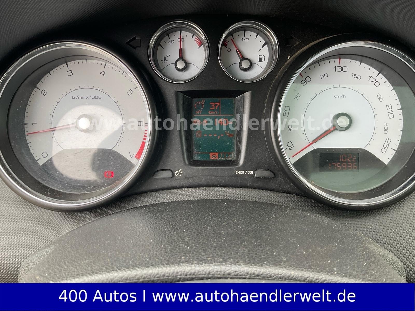 Peugeot 308 2010 — photo 10