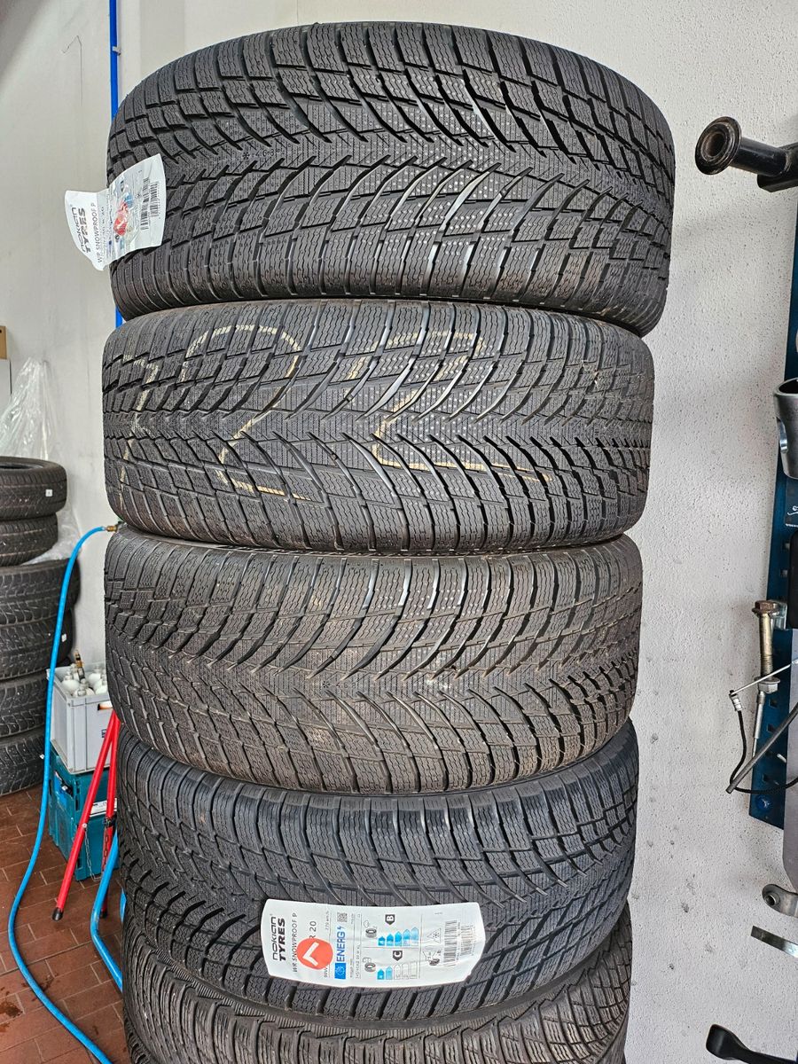 Fahrzeugabbildung Volvo EX30 Ultra 2WD Pure Electric inkl. Winterr.