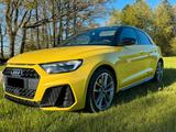 Audi A1 40 TFSI S tro. B&O LED Navi PDC 18 Zoll Keyl. - mit Benzin-Antrieb: Gelb, Kleinwagen