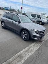 Mercedes-Benz GLB 200 DCT - - Mercedes-Benz GLB 200 von privat