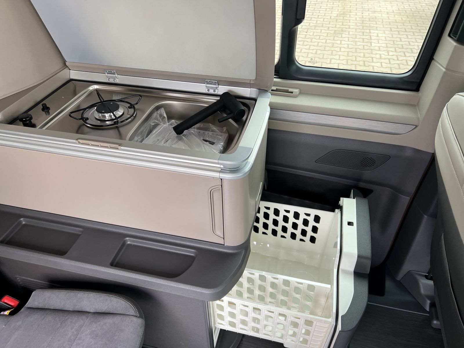 Fahrzeugabbildung Volkswagen T7 California Ocean TDI 7-DSG NAVI STANDH. DCC R