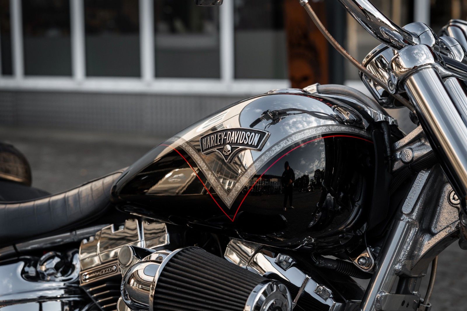 Fahrzeugabbildung Harley-Davidson CVO BREAKOUT FXSBSE -Jekill&Hyde
