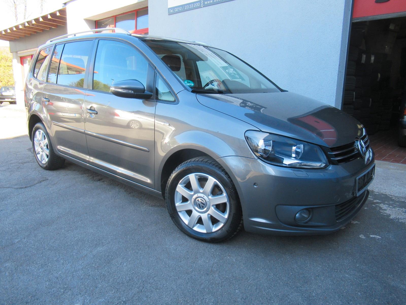 Volkswagen Touran 1.2 TSI CUP Navi VW Insp. Parklenkasssist