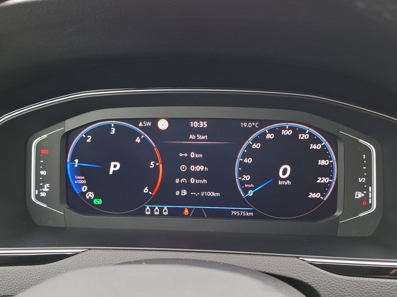 Fahrzeugabbildung Volkswagen Passat Variant TDI Business DSG Matrix Navi AID