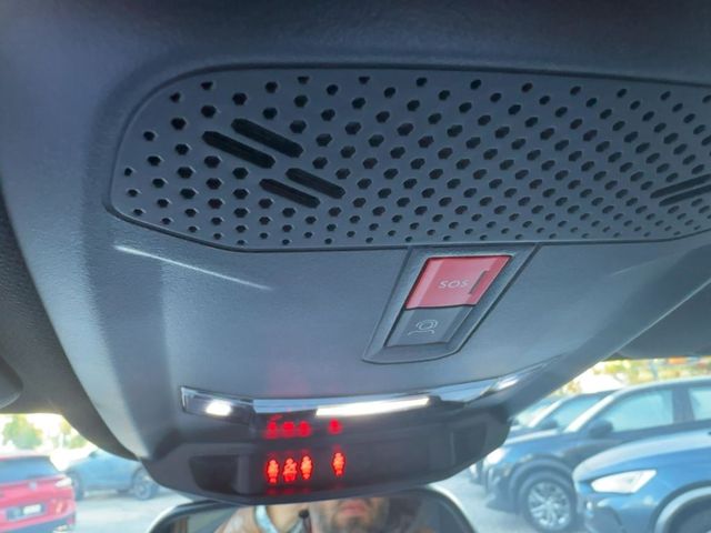 Foto Nummer 27: PEUGEOT 2008