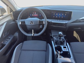 Fotografie des Opel Astra L ST Enjoy Kamera LED Sitz-/Lenkradheizung