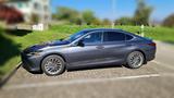 Lexus ES 300h Luxury Line Luxus abseits des Mainstream - Lexus ES 300 aus 2024