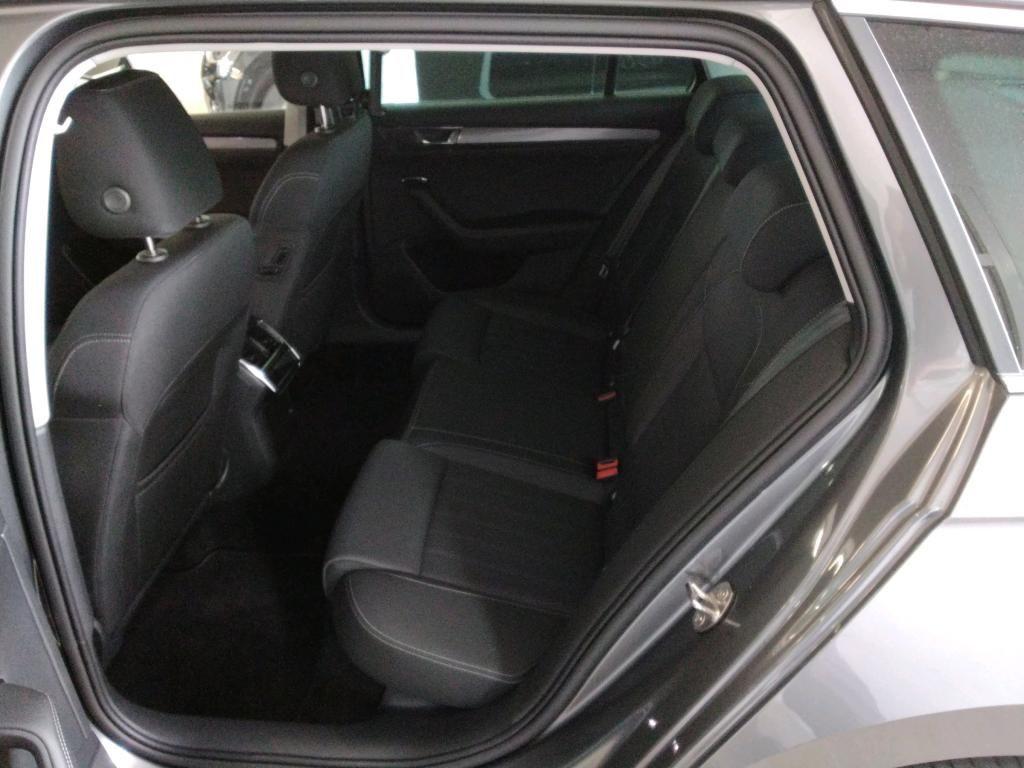 Skoda Superb Combi Style 2.0 TDI 110kW DSG LED*NAV*PDC, миниатюра 25