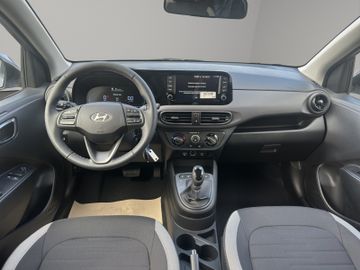 Hyundai i10 1.0 AUTOMATIK TREND + NAVIGATION
