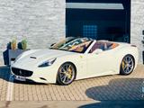 Ferrari California 4.3 CAPRISTO//4-SITZER//20" DIAMOND// - Ferrari mit Benzin-Antrieb: Cabrio
