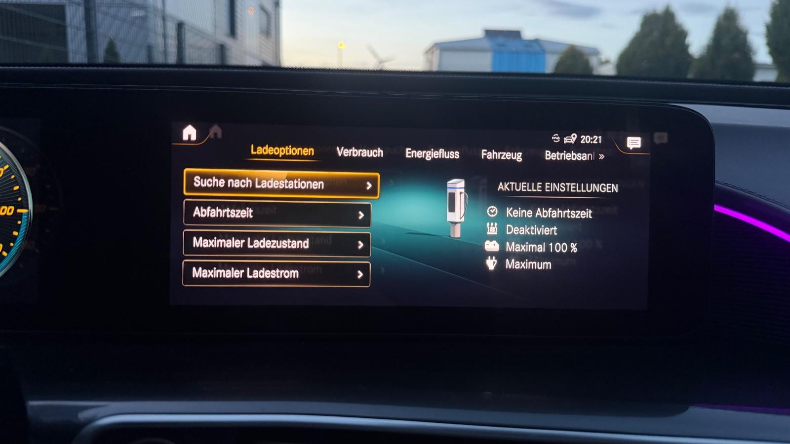 Mercedes-Benz EQC 400 4Matic AMG-LINE MULTIBEAM,360°,LEDER