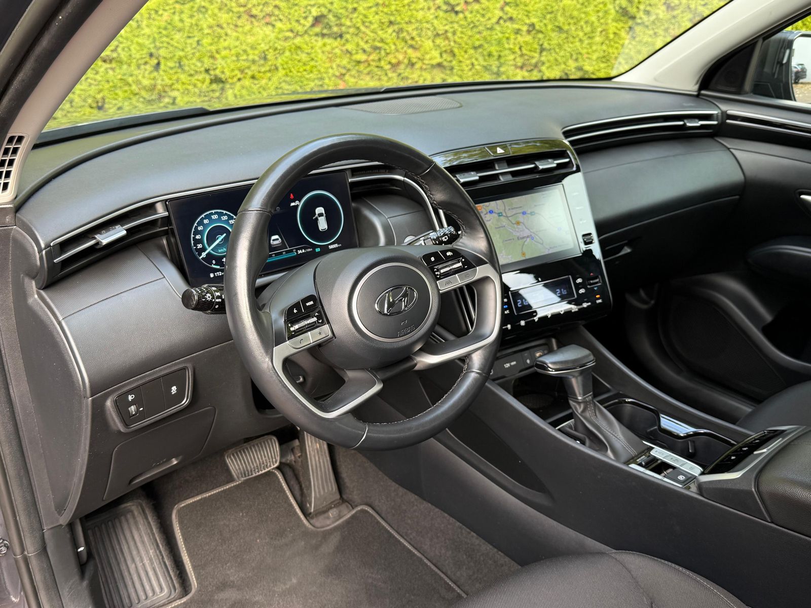 Fahrzeugabbildung Hyundai Tucson 1.6 T-GDI DCT 2WD LED+SHZ+KAM+CARPLAY+DAB