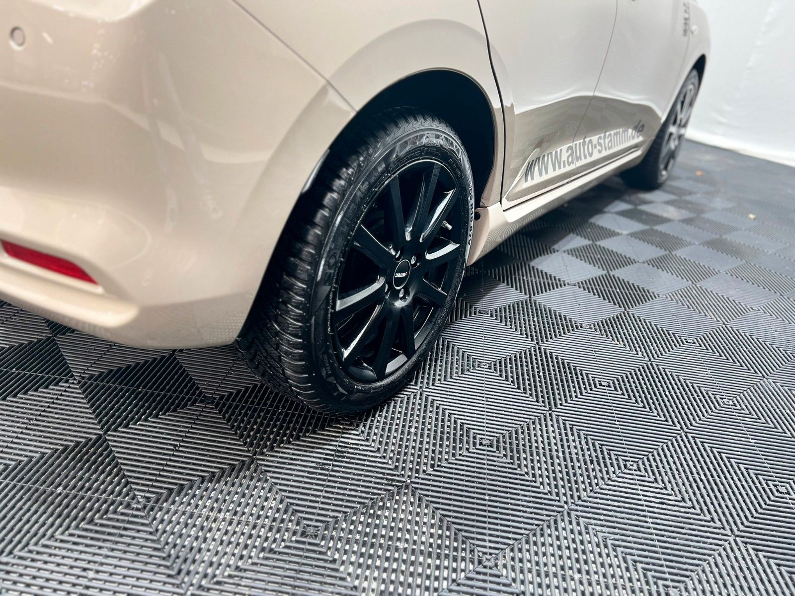 Fahrzeugabbildung Suzuki Swift Comfort MY24 RTR / AUTO STAMM Ed.