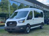Ford Transit 3.5L V6 350 XL 15 Persoons - Ford Transit mit Benzin-Antrieb: Automatik