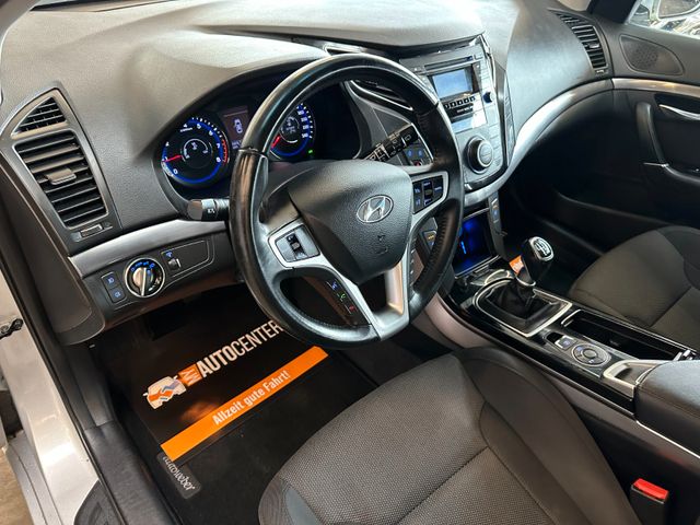 Hyundai i40 cw 5 *Tempo*AHK*SitzHZ*PDC*