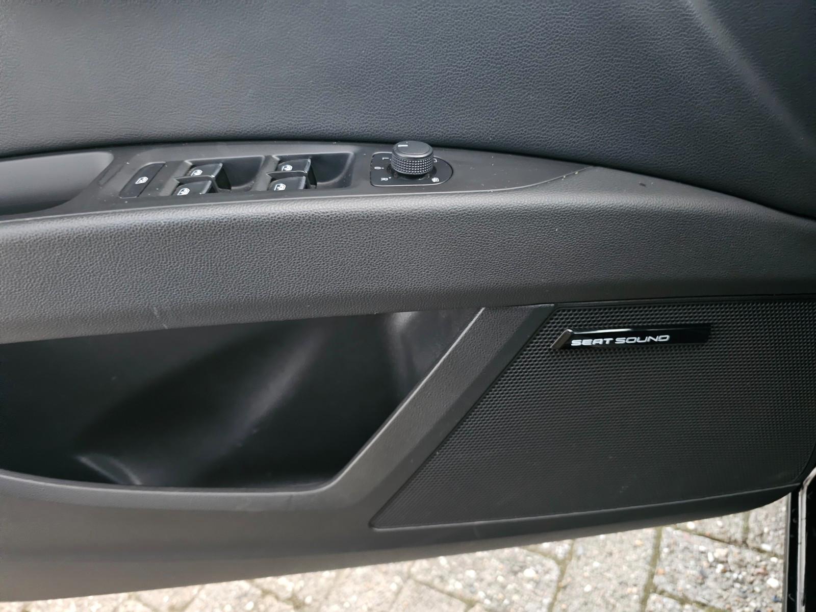 Seat Leon 2015 — photo 10