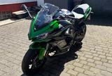 Kawasaki Ninja 1000SX Top-Zustand, 1.300 km, TÜV neu - KAWASAKI 300