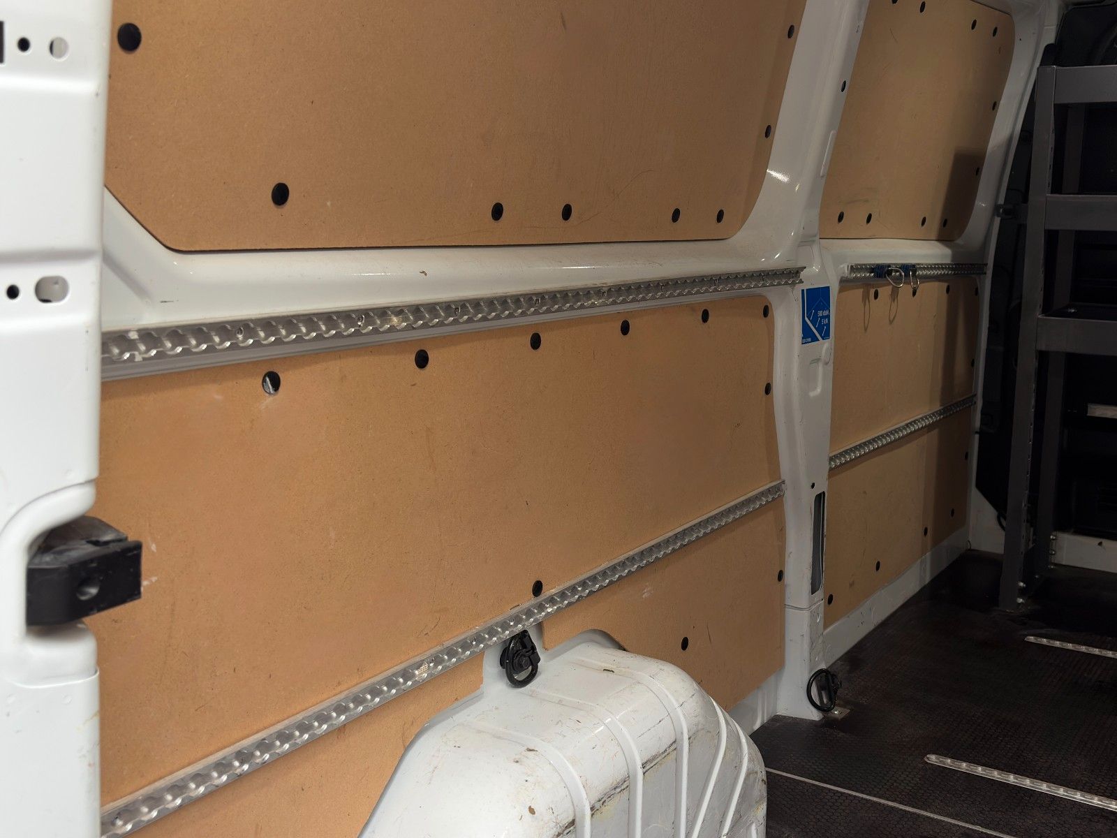 Fahrzeugabbildung Ford Transit Custom 300 L2 H1 Trend Navi Kamera Temp.