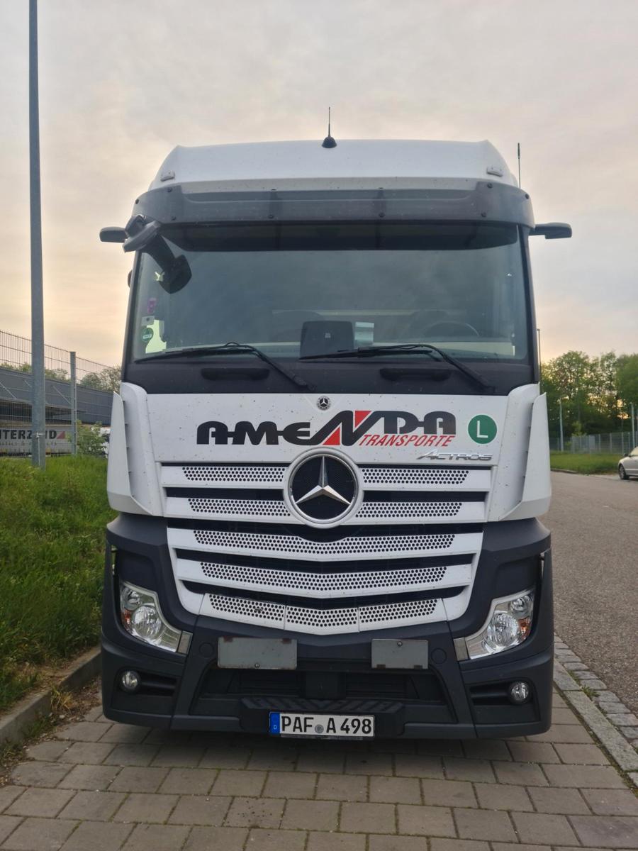 Mercedes-Benz 1845 LS nRL Mega Lowliner BIGSPACE