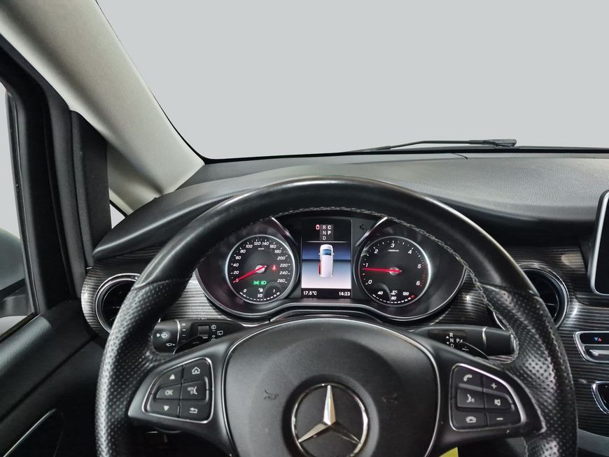 Mercedes-Benz V 220 d lang 9G-TRONIC Avantgarde foto 17