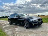 BMW M550d xDrive Touring, HUD AHK Leder 8-fach B&W