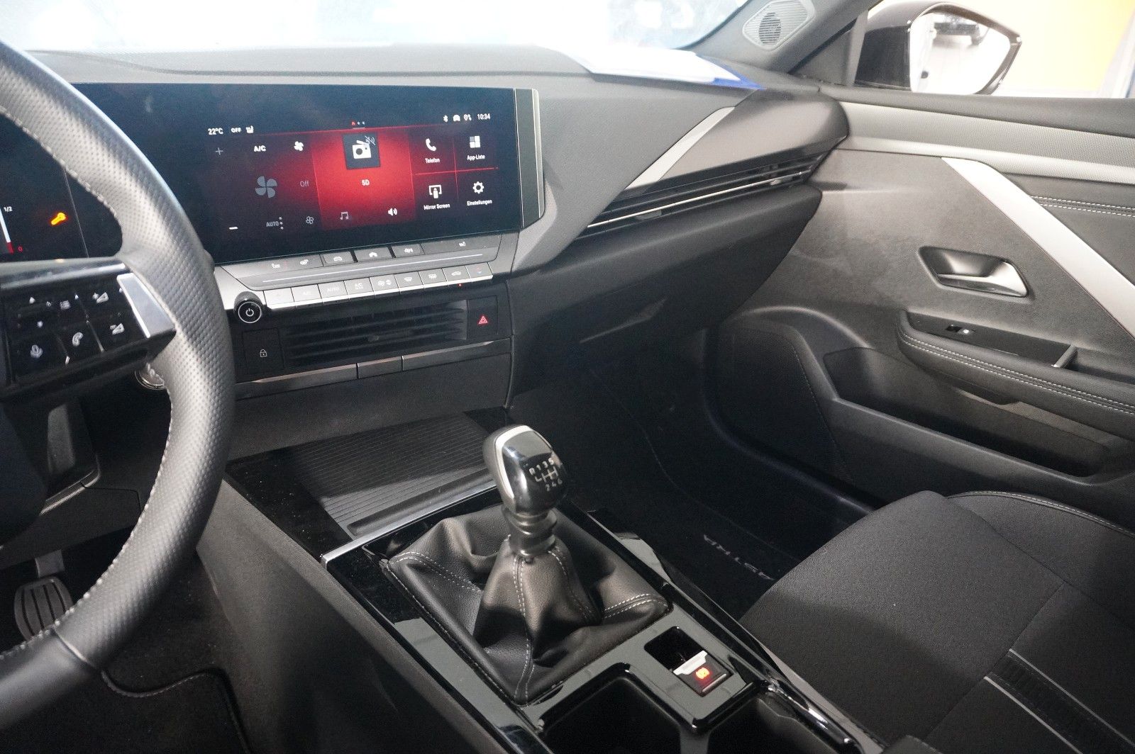 Fahrzeugabbildung Opel Astra L ST 1.2T GS SPORT NAVI/LED/360° /SPORT/SH